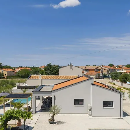 Villa Esti